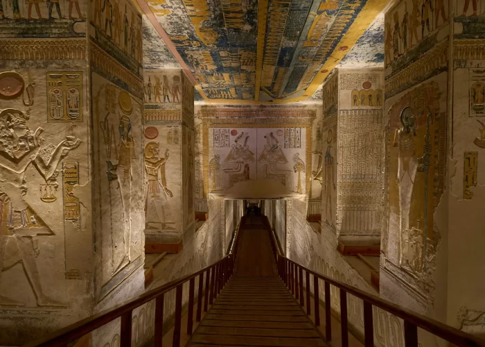 Viaje a El Cairo, Luxor y Asuán desde Marsa Alam – Valle de los Reyes, necrópolis de los faraones del Antiguo Egipto