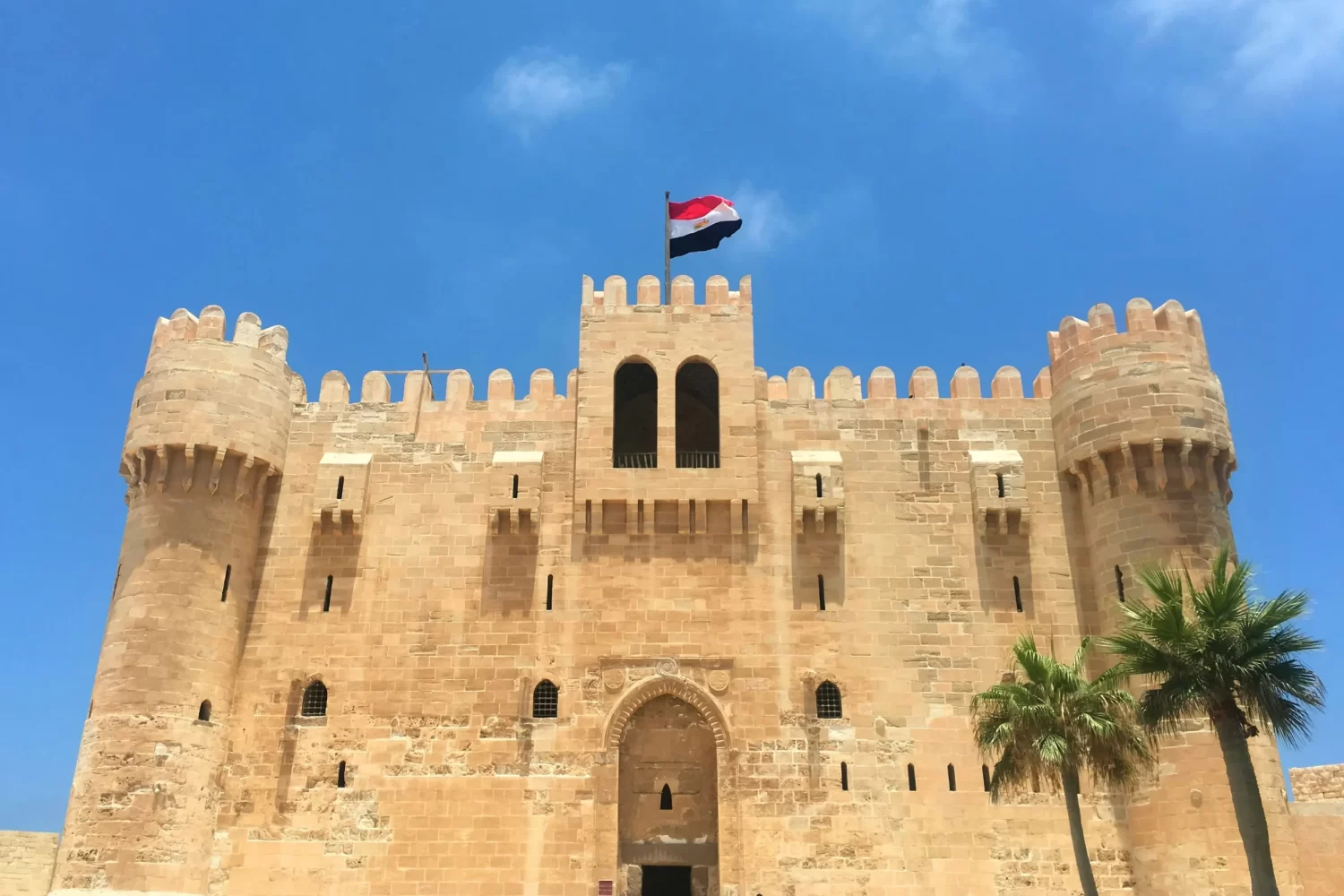 Tour a El Cairo y Alejandría desde Luxor: Ciudadela de Qaitbey, fortaleza histórica en Alejandría
